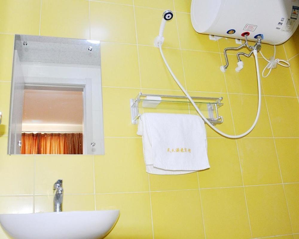 Qingdao Tianmanyi Hotel Esterno foto